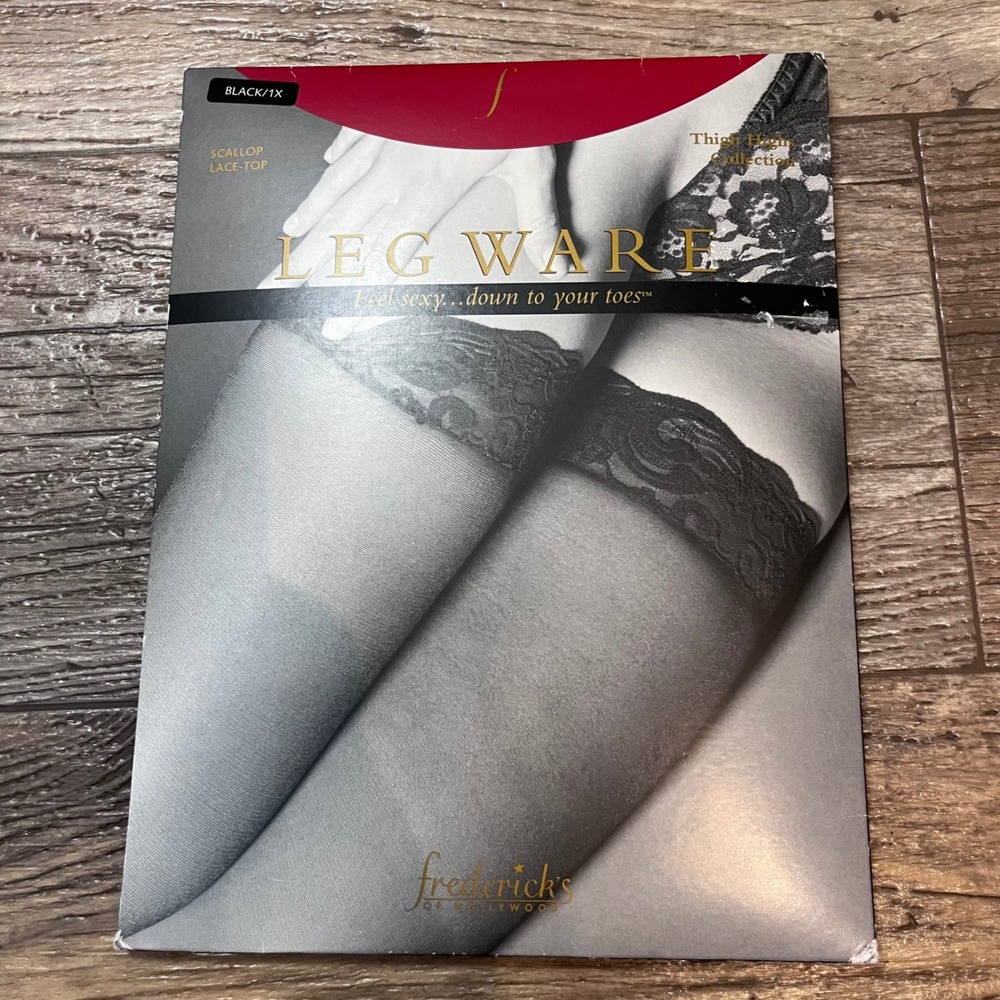 Fredericks of Hollywood Black Scallop Lace Top Thigh High Stockings Size 1X